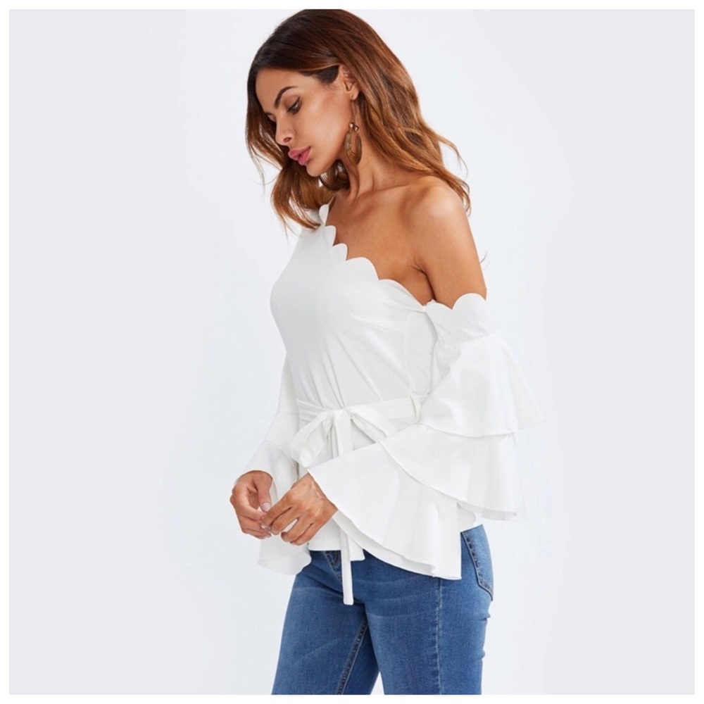 Scalloped One Shoulder Top - Picture 3 of 4